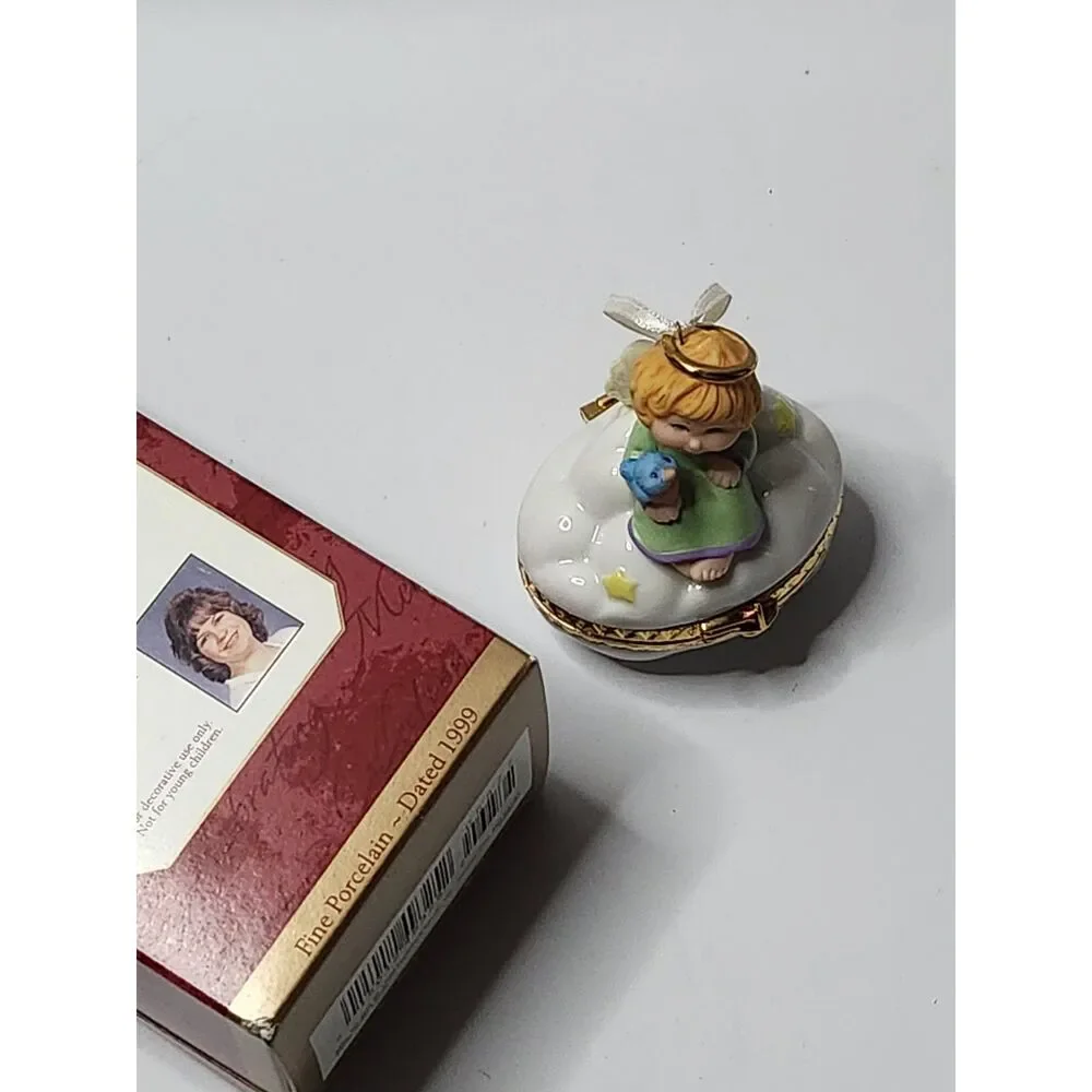 Hallmark Keepsake Ornament – Little Cloud Keeper (1999)